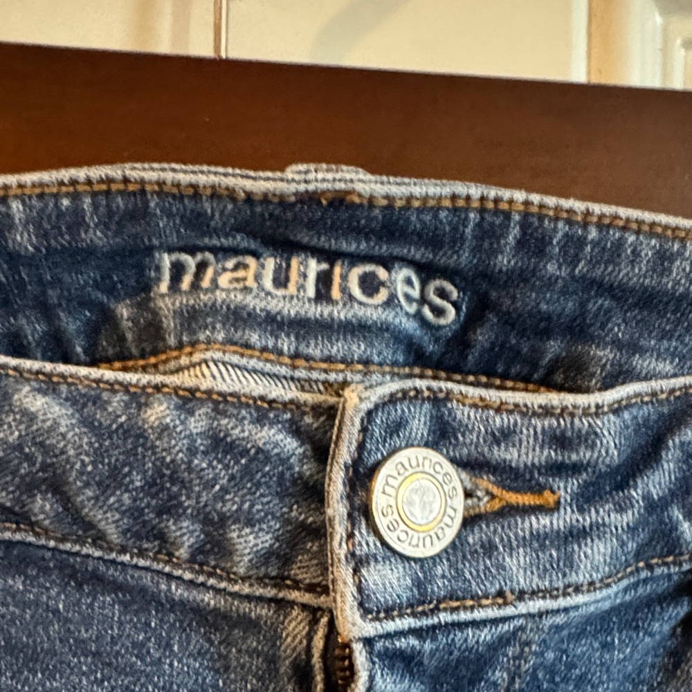 Maurices High-Rise Dark Blue Denim Jeans. Size 32 straight legs.
